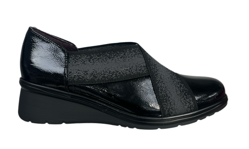 Pitillos Ladies Slip On Low Wedge Stretch Shoe 10032