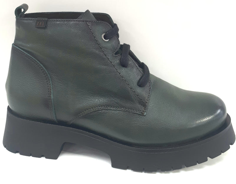 Pepe Menargues Ladies Flat Green Laced Ankle Boot 21187