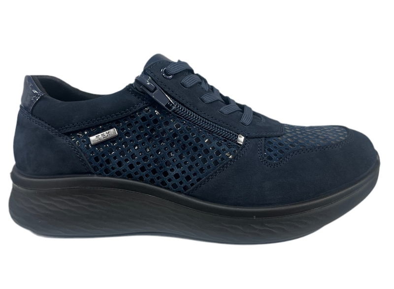 G-Comfort Ladies Wide Laced Shoe P-819