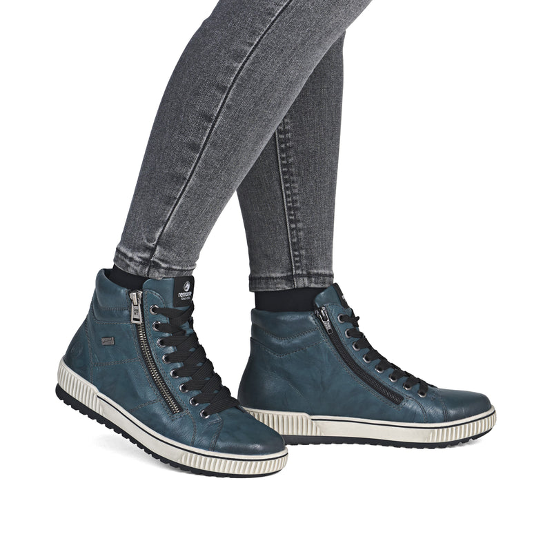 Remonte Ladies Flat Laced Ankle Boot D0772-12