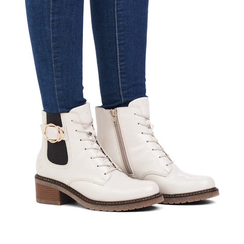 Remonte Ladies Block Heel Laced Ankle Boot D1A780