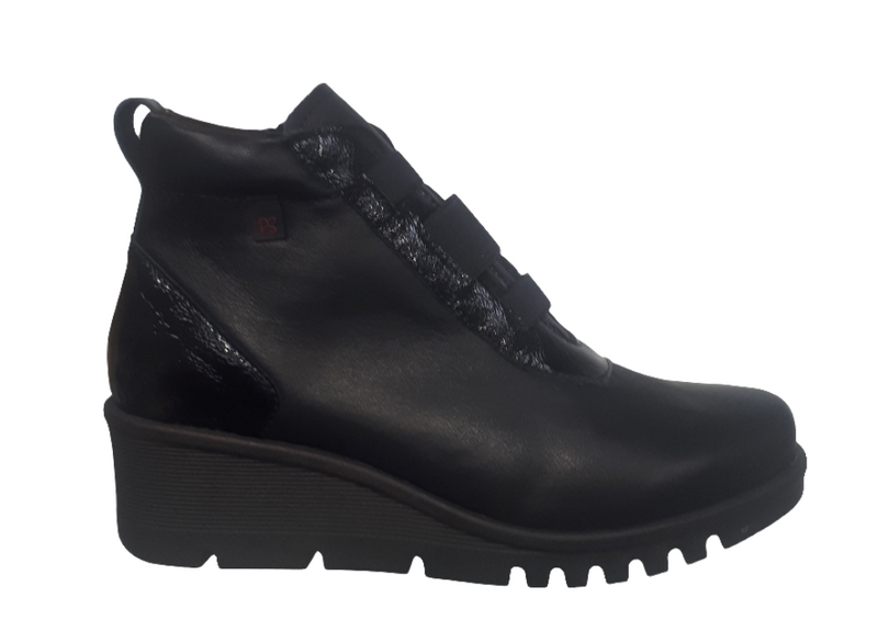 Pepe Menargues Ladies Low Wedge Ankle Boot 20869