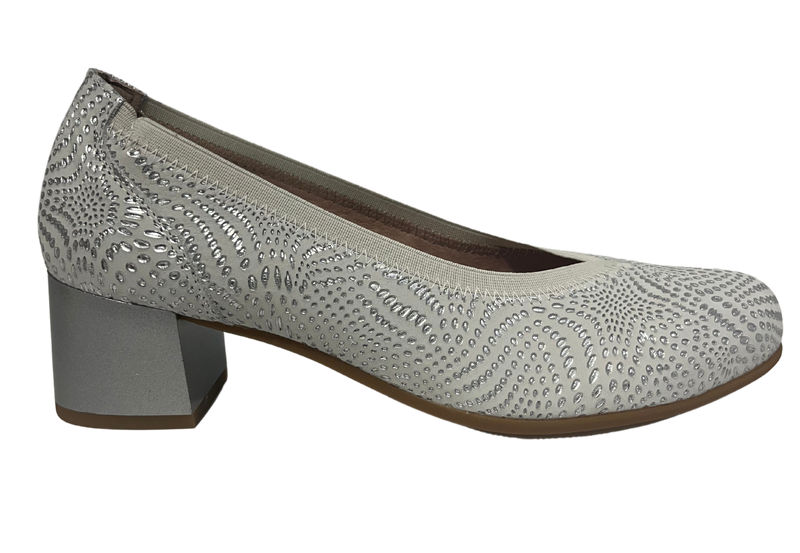 Pitillos Ladies Block Heel Court Shoe 10406