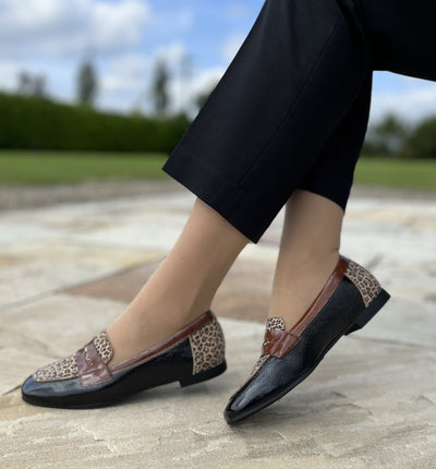 Pitillos Ladies Slip On Loafer Shoe 10870