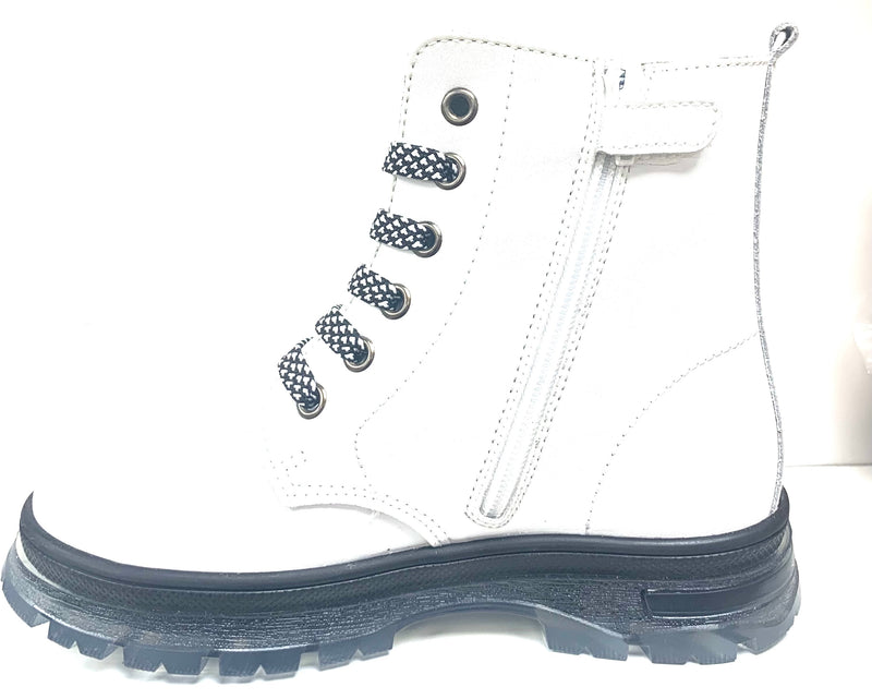Pablosky Girls Laced Star Doc Boot 404205