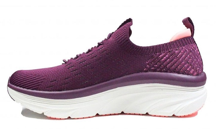 Skechers Ladies Slip on Trainer D’Lux Walker 149356